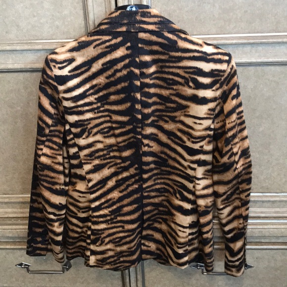 CHICO’S TIGER PRINT BLAZER - Picture 3 of 8